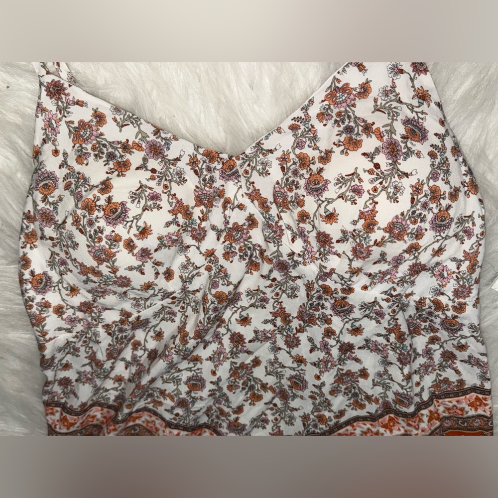 No Boundaries paisley cami tank top - Picture 4 of 6